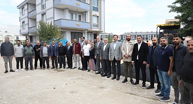 5 Sokakta Asfalt Kaplama Çalışması Yapılıyor