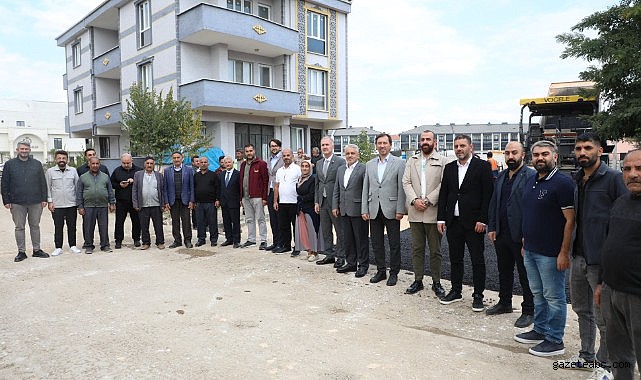 5 Sokakta Asfalt Kaplama Çalışması Yapılıyor