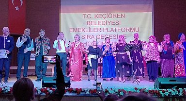 Ankara Keçiören'de emeklilerin 'sıra' coşkusu