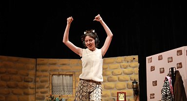 Ankara Keçiören'de tiyatro ilgisi