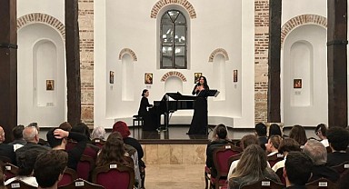 Aziz Panteleimon Kilisesi’nde büyüleyici 