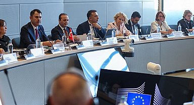 Bakan Kurum AB İklim Eylem Komiseri Hoekstra ile görüştü