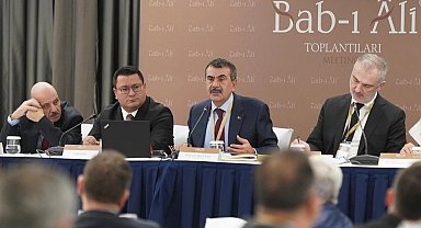 Bakan Tekin 'Bab-ı Ali Toplantılarının' konuğu oldu