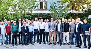 Başkan Çavuşoğlu minibüs şoförleriyle buluştu