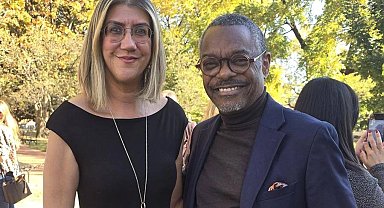 Beyaz Saray'da sürpriz karşılaşma... Aynı noktada haber sundular