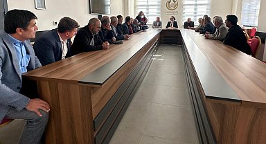 Bilecik Pazaryeri'nde muhtarlarla buluşma