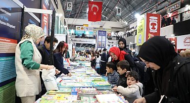 Bursa İnegöl 9. kez 'Kitap Günleri'ne kapı açtı