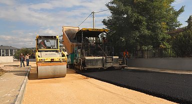 Bursa İnegöl'de 5 sokakta asfalt seferberliği