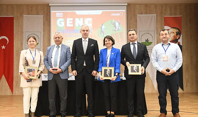 Bursa Osmangazi'de gençleri girişimciliğe teşvik eden çalıştay