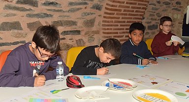 Bursa Yıldırım'da çocukların sanat ve becerileri artıyor