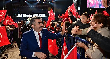 Bursa Yıldırım'da Cumhuriyet coşkusu