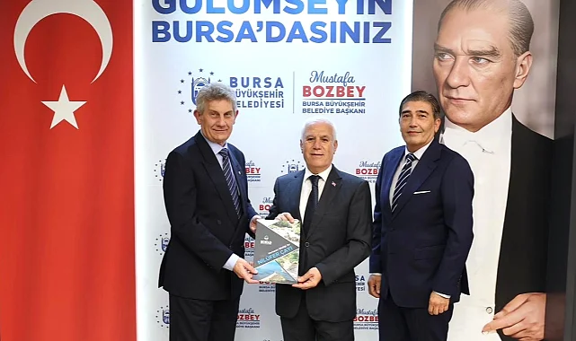 Bursa'da Nilüfer Çayı çalışmasına Başkan Bozbey'den tam destek