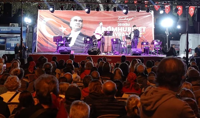 "Cumhuriyet Her Yerde" bayram coşkusunu doruğa çıkardı