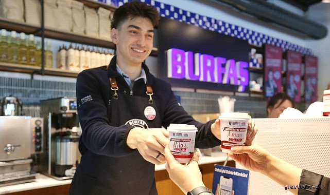 Cumhuriyet’in sıcaklığı Bursa’da paylaşıldı