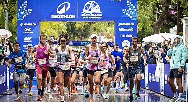 Decathlon Büyükada Yarı Maratonu'na rekor katılım