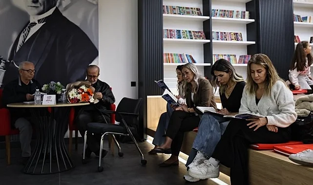 Denizli'de Cumhuriyet coşkusu 'Sessiz Okuma' ile taçlandı