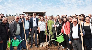 Denizli'de Muhtarlar Günü fidanlarla kutlandı