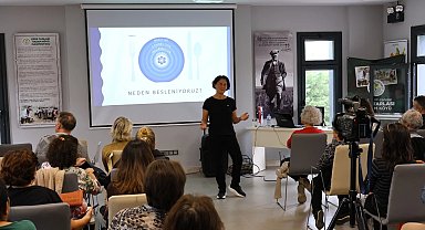 Efes Tarlası'nda fonksiyonel beslenme söyleşisi