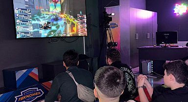 Espor tutkunları Keçiören'de final heyecanı yaşadı