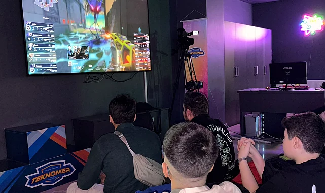 Espor tutkunları Keçiören'de final heyecanı yaşadı