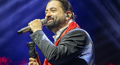 İstanbul Bakırköy'de Cumhuriyet coşkusu Koray Avcı konseri ile taçlandı