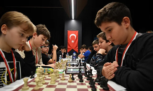 İstanbul Beylikdüzü'nde 29 Ekim'e özel satranç turnuvası