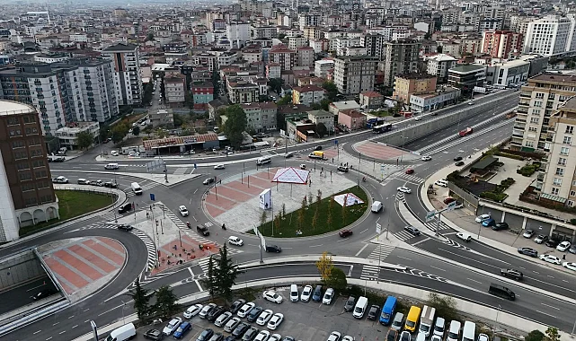 İstanbul'da Yenidoğan Kavşağı hizmete girdi
