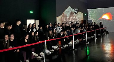 Kocaeli'de öğrenciler, 17 Ağustos'un izlerini takip etti