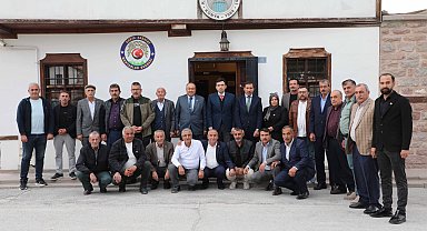 Konya Karatay protokolü muhtarlarla buluştu