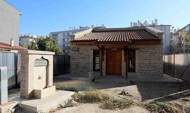Konya Karatay'da Burhan Dede Türbesi aslına uygun şekilde ihya edildi