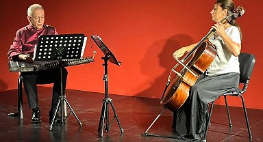 MEM Sahne'de sezon çello ve kanunun buluşmasıyla başladı