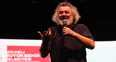 Müfit Can Saçıntı'dan Kocaeli Kitap Fuarı'nda düşündüren söyleşi