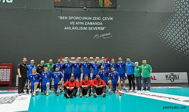 Nilüfer Belediyespor yoluna kayıpsız devam ediyor