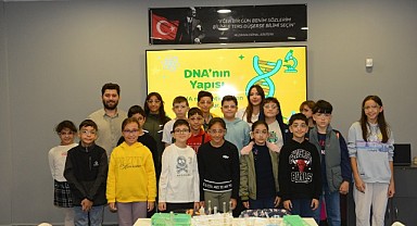 Nilüfer’de çocuklar muzdan DNA izolasyonu yaptı