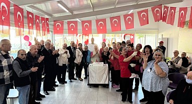 Nilüfer’in büyüklerinden Cumhuriyet Bayramı’nda coşkulu kutlama
