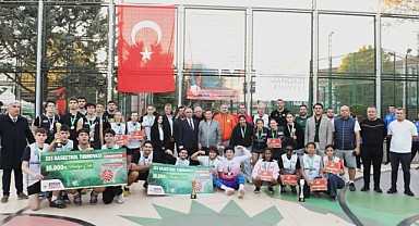 Osmangazi’de Basketler Cumhuriyet İçin Atıldı