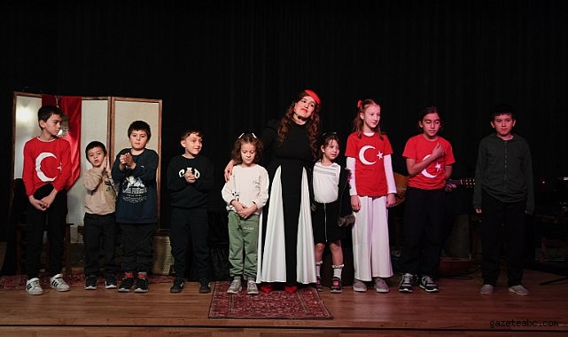 Osmangazi’de Cumhuriyet’in Işığı Bu Kez Sahneye Yansıdı