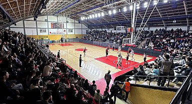 Sakarya pota perdesini Güngören'le açıyor