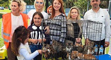 "Satın Alma, Sahiplen" etkinliğinde can dostlara yeni yuvalar