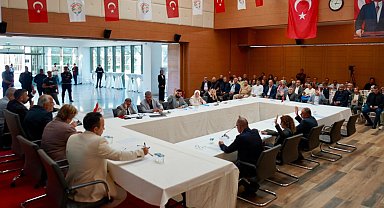 Şile Meclisi'nde borçlar, Şile Bezi Festivali ve kurtuluş günü hatası konuşuldu