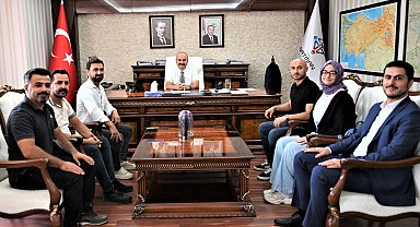 Türkiye'nin yamaç paraşütçüleri Mereto Dağı'nda buluşacak