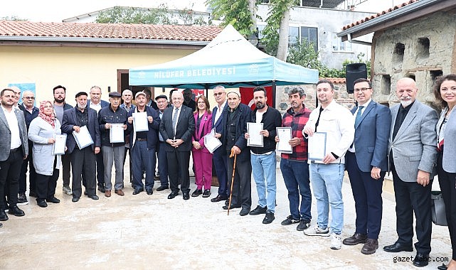 Ürünlü'de 275 hak sahibine imarlı tapu sevinci