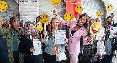 Yelda Başaran'dan Gülümseten 'Mutluluk Reçetesi