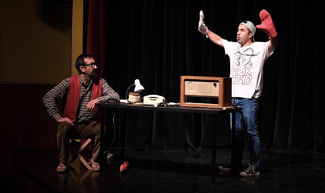 Yıldırımlın Çocuklar Tiyatroda