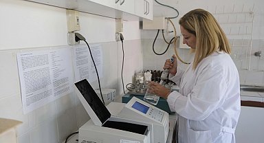 Adana Büyükşehir'den üreticiye analiz hizmeti