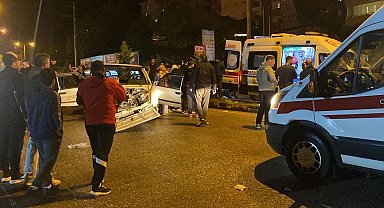 Akçakoca'da trafik kazası: 2 yaralı