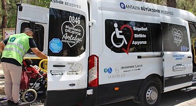 Antalya'da engelsiz hizmet aracı hayat kolaylaştırıyor