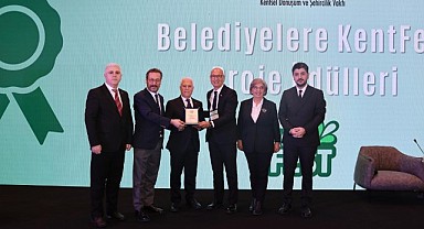 Bursa Büyükşehir’e ‘Akıllı Şehir’ ödülü