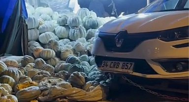 Düzce'de kaza! Kabak tezgahı yerle bir oldu... Gitti kabaklar!