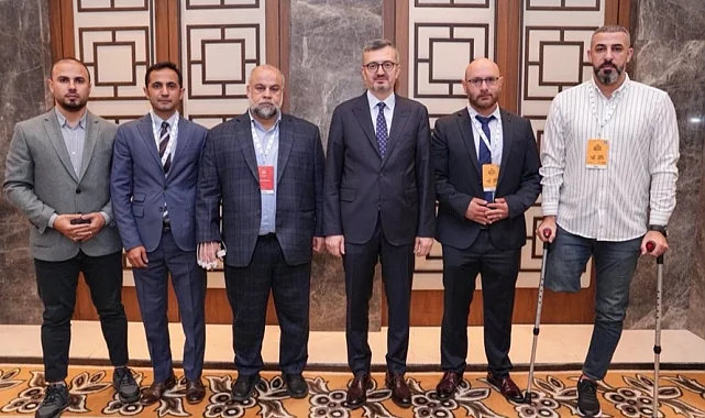 İletişim Başkanı Duran, Gazze'de görev yapan gazetecilerle buluştu